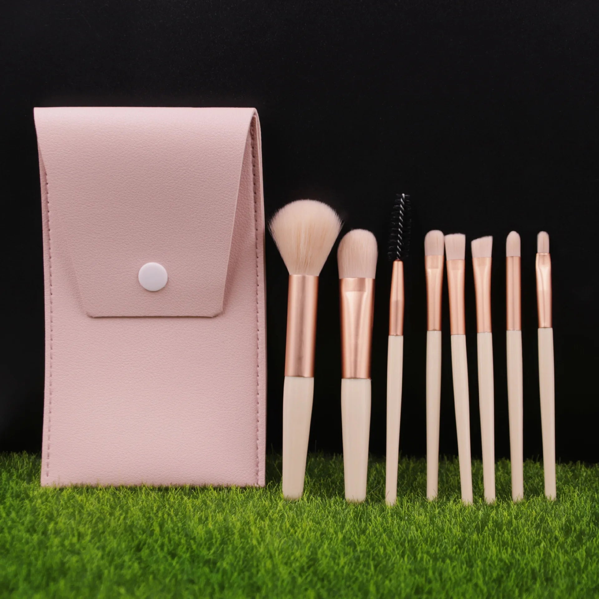 Mini Brush 8-Piece Makeup Bag Portable concealer powder brush set soft fur make-up tool Good Vibrations