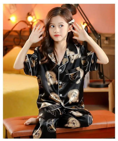 New Kids Spring Autumn Silk Satin Pajamas Set Girls Cartoon Button-Down Long Sleeve 2 Pieces Tops+Pants Sleepwear Pyjama Clothes Good Vibrations