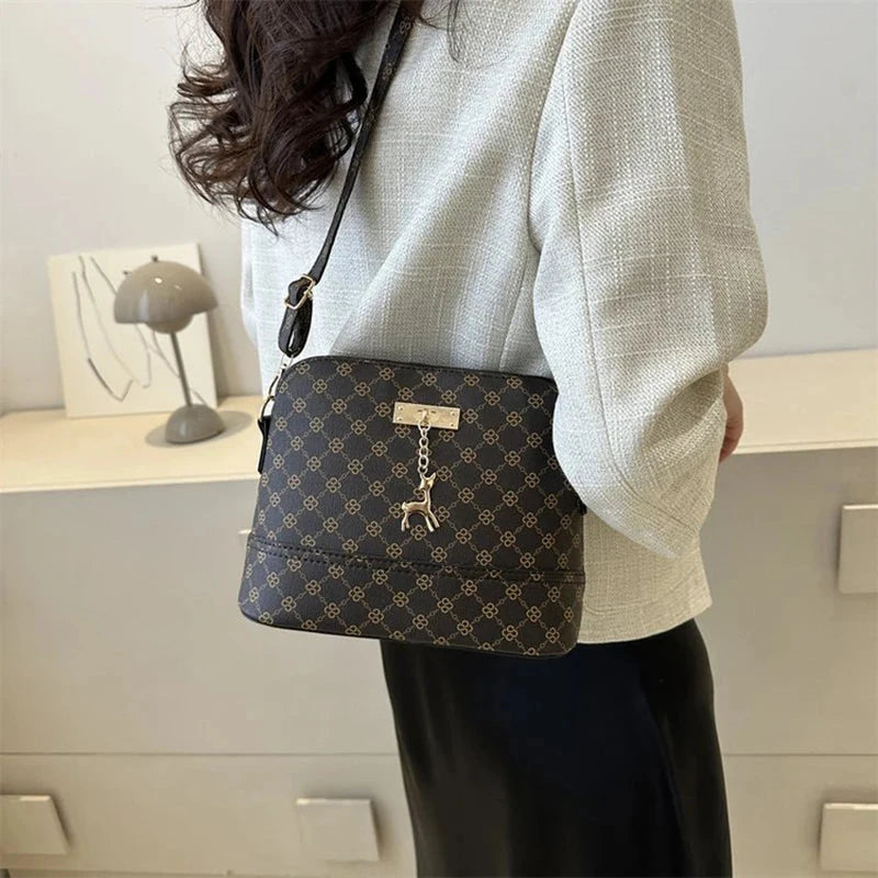 PU Leather Women Shoulder Bag Female Deer Pendant Handbags Girl Small Crossbody Bag Fashion Shell Shape Messenger Bag Bolsos Good Vibrations