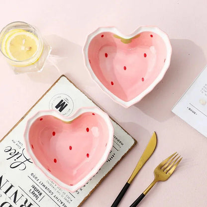 Strawberry Ramen Bowls and Spoons Creative Ceramic tablewear Anti-scald Instant Noodle Bowl Cute Strawberry Bowl Pretty Bowl Good Vibrations