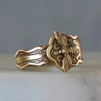 Vintage Bee Rings for Women Metal Finger Accessories Stylish Daily Wear Girls Ring Party Hip Hop Animal Statement Jewelry Good Vibrations