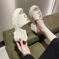 Women Sandals 2025 New Fashion Letters Platform Sandals Casual Comfortable Shoes Women Lightweight Non-slip Outside Slides Women Good Vibrations