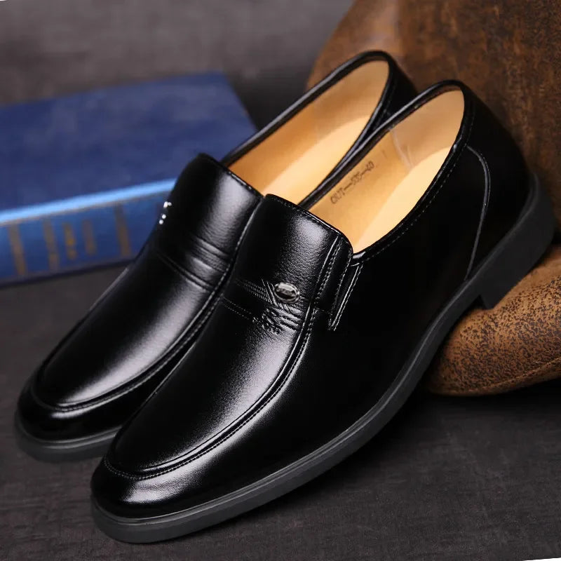 Leather Men Formal Shoes Luxury Brand 2023 Men's Loafers Dress Moccasins Breathable Slip on Black Driving Shoes Plus Size 38-44 Good Vibrations