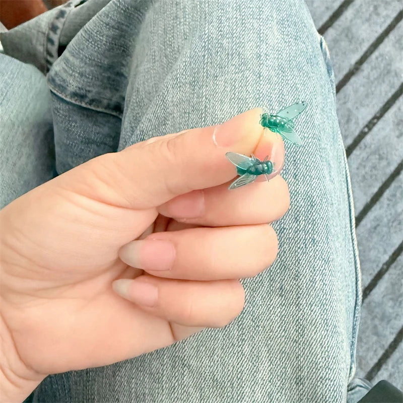 Funny Prank Flies Stud Earrings For Women Realistic Simulation Insect Small Fly Earrings Halloween Party Abstract Jewelry Gifts Good Vibrations