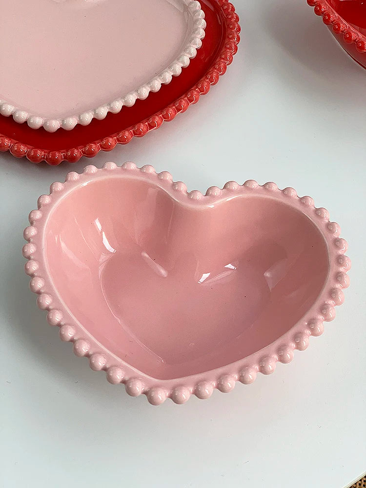 Creative Pink Bead Dots Ceramic Heart Dinner Plate Tableware Home Dessert Cake Plate Porcelain Salad Plate Kitchen Utensils New Good Vibrations