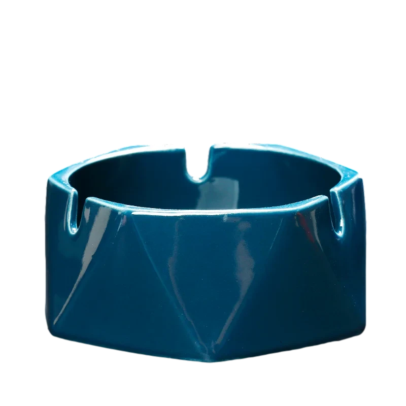 European-style Ceramic Ashtray with Cover Creative Personality Fashion Office Anti-flying Ashtray Living Room Home Decoration Good Vibrations Adult Super Store