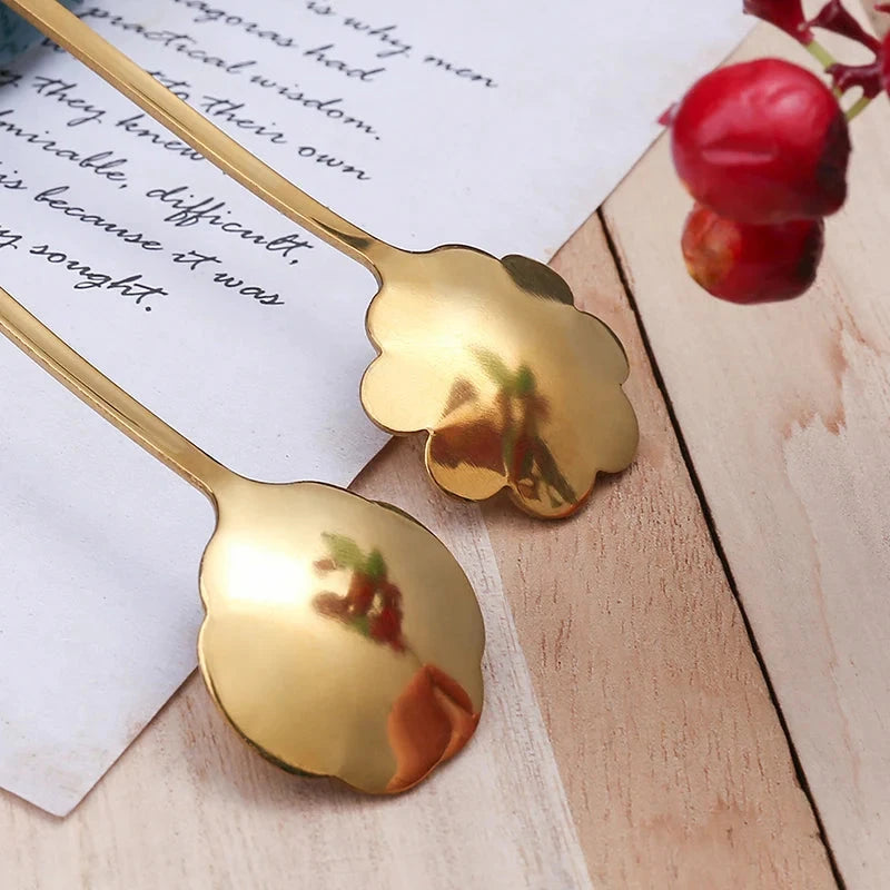 4Pcs Flower Spoon Set Small Teaspoon Coffee Spoon Cute Ice Cream Dessert Spoon Silver Gold Stainless Steel Tableware Accessories Good Vibrations
