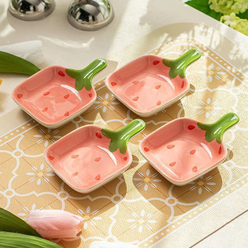 Super Cute Cartoon Strawberry Dipping Saucer Household Three-Dimensional Ceramic Saucer Ketchup Snack Plate Vinaigrette Good Vibrations