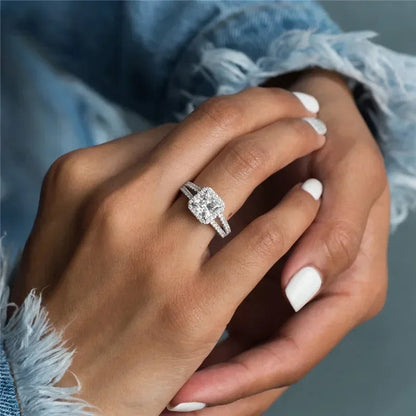 2025 Classic Simple Design Wedding Engagement Rings for Women Mosaic Square Crystal Cubic Zirconia Brilliant Luxury Jewelry Good Vibrations