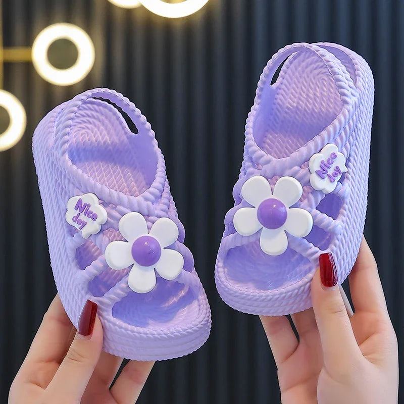 2025 New Children's Slippers Summer Girls and Boys Bathroom Home Anti slip Beach Shoes Soft Soled Baby Sandals Good Vibrations