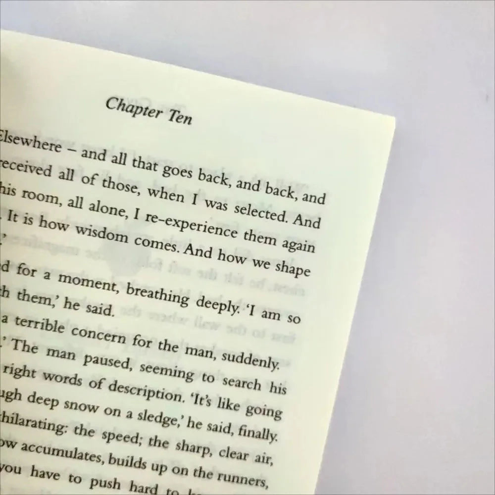 The Giver Lois Lowry Newbery Award Science Fiction English Version Novel Story Book Tale Good Vibrations