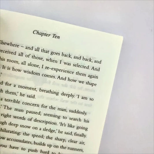 The Giver Lois Lowry Newbery Award Science Fiction English Version Novel Story Book Tale Good Vibrations