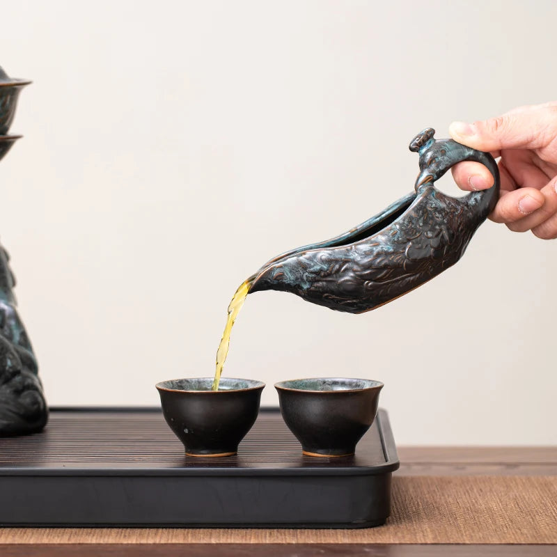 1 Set of Rotating Teapot, Ceramic Kiln Turns into Phoenix and Auspicious Teapot Set, Semi-Automatic Tea Set, Lazy Kung Fu Tea Set, All in One Coffee Drink Set, Novelty Tea Gift Good Vibrations