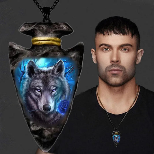 Creative Black Triangle Chain Pendant Animal Wolf Head Necklace Hip Hop Necklaces for Men Animal Jewelry Stainless Steel Gift Good Vibrations