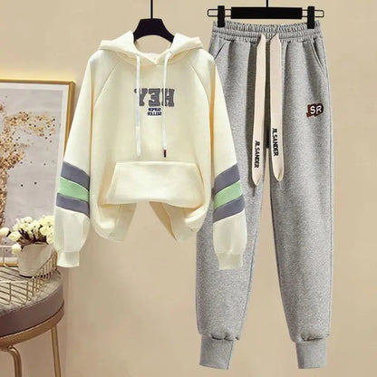 Sports Set for Women in Spring and Autumn New Korean Version Color Blocking Hooded Top Casual Pants Age Reducing Two-piece Set Good Vibrations