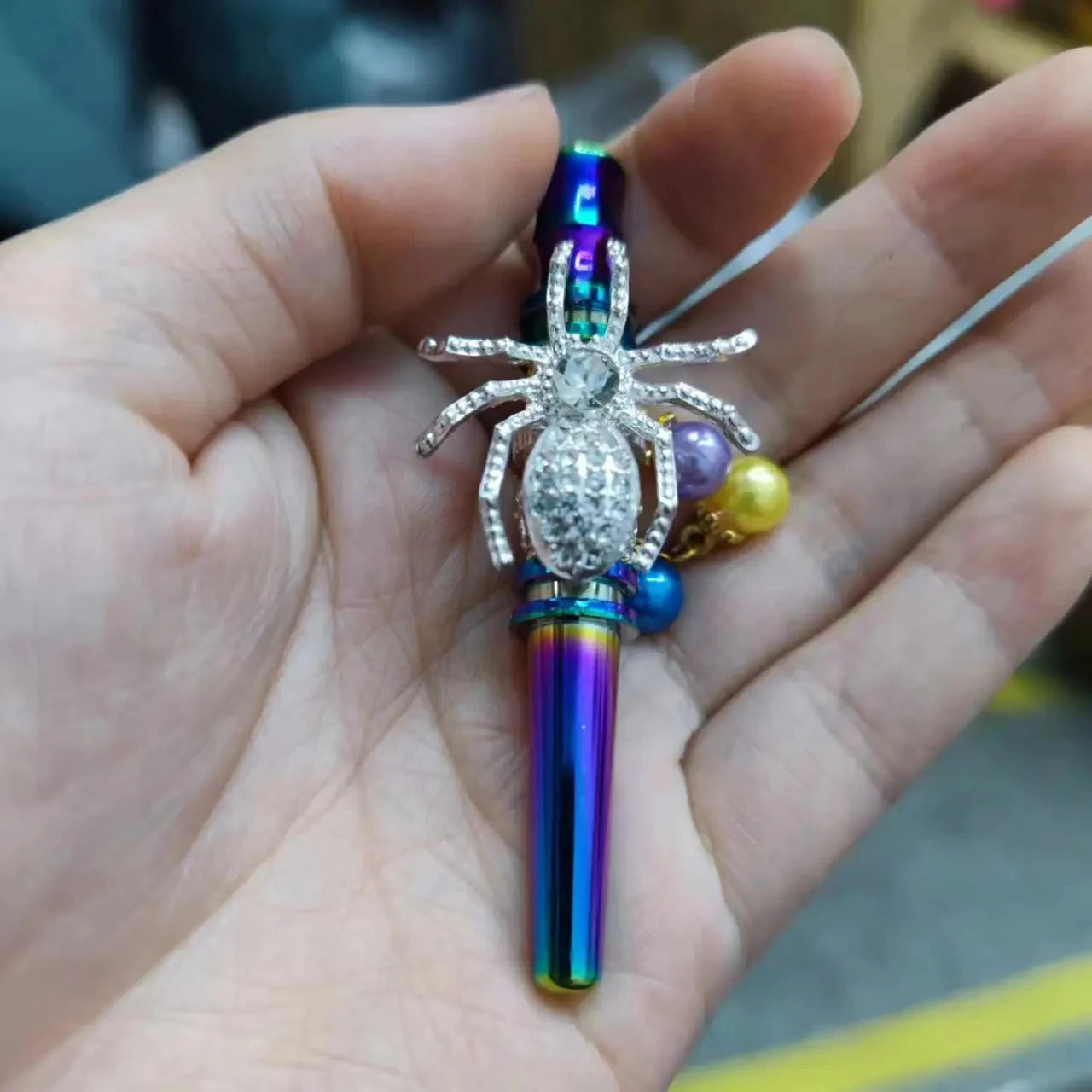 8cm colorful spider shaped metal cigarette holder Good Vibrations Adult Super Store