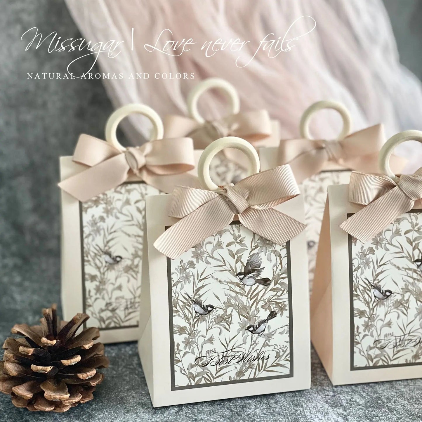 DIY Favors Birthday Party Jelwery Gift Packing Box Flowers Birds and Forest Wedding Candy Box with Wooden Ring Empty Paper Boxes Good Vibrations