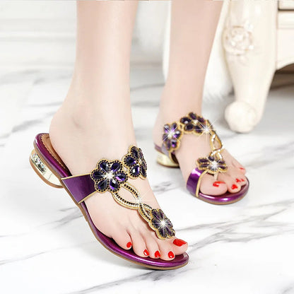 2025 New women shoes summer beach sandals Fashion women Rhinestone outdoor flip flops shoes women Good Vibrations