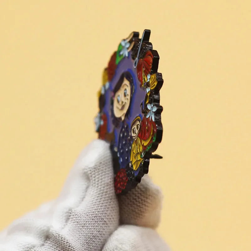 Halloween Horror Doll Brooch Anime Trend Bag Accessories Pin Personalized Metal Denim Hat Badge Collar Jewelry Boutique Gifts Good Vibrations