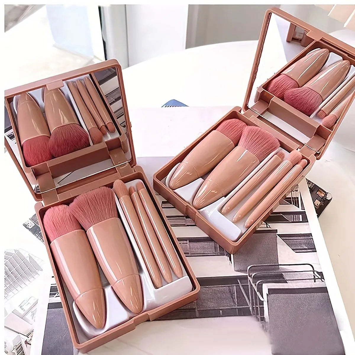 5Pcs Portable Makeup Brush Set With Mirror -  Foldable Travel Kit ，Mini Makeup Brush Set Travel Makeup Brush Set Good Vibrations