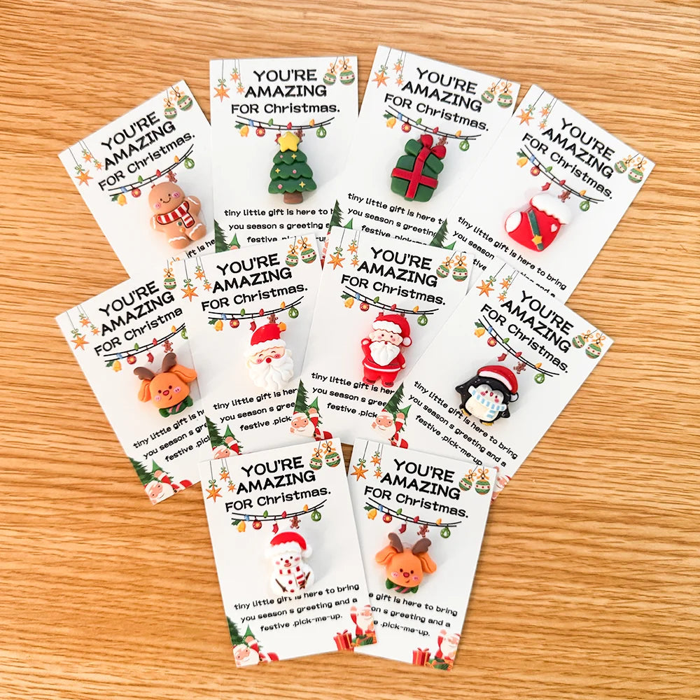 40pcs Christmas Mini Hug Cards with Resin Ornaments - Santa Claus, Socks, Gingerbread Snowman, Reindeer Patterns Christmas Gifts Good Vibrations
