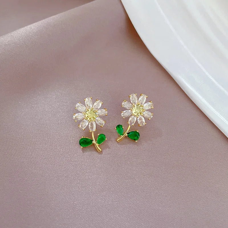 Classic Green Leaf Flower Necklace and Earrings Set Light Luxury Sunflower Personalized Banquet Stainless Steel Jewelry Good Vibrations Adult Super Store