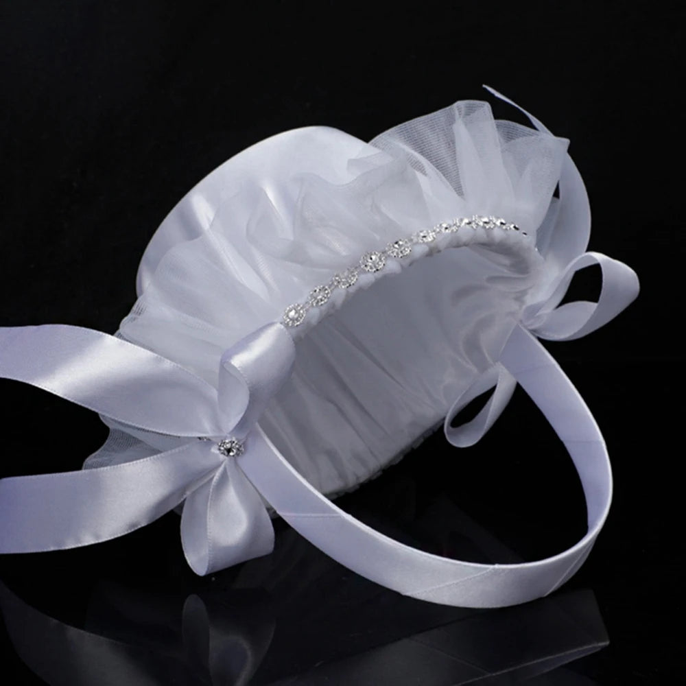 White Flower Girls Basket Simple Wedding Flower Basket  Bride Bridesmaid Hand Held Basket Wedding Ceremony Party Decorations Good Vibrations