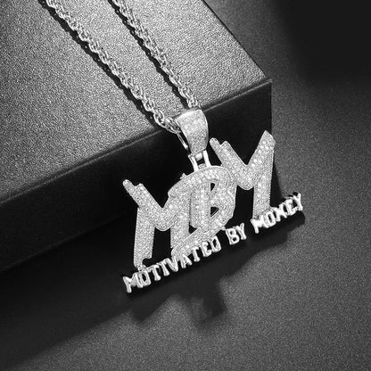 Hip Hop Ice Out Square Crystal S-A-V-A-G-E Letter Pendant Necklace for Men and Women Street One Last Party Trendy Jewelry Gift Good Vibrations