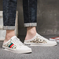 Sandals Man Casual Flat 2025 Fashion Slippers for Men Comfortable Cheap Korean Style Elegant Trend Shoes Original Style Rubber Good Vibrations