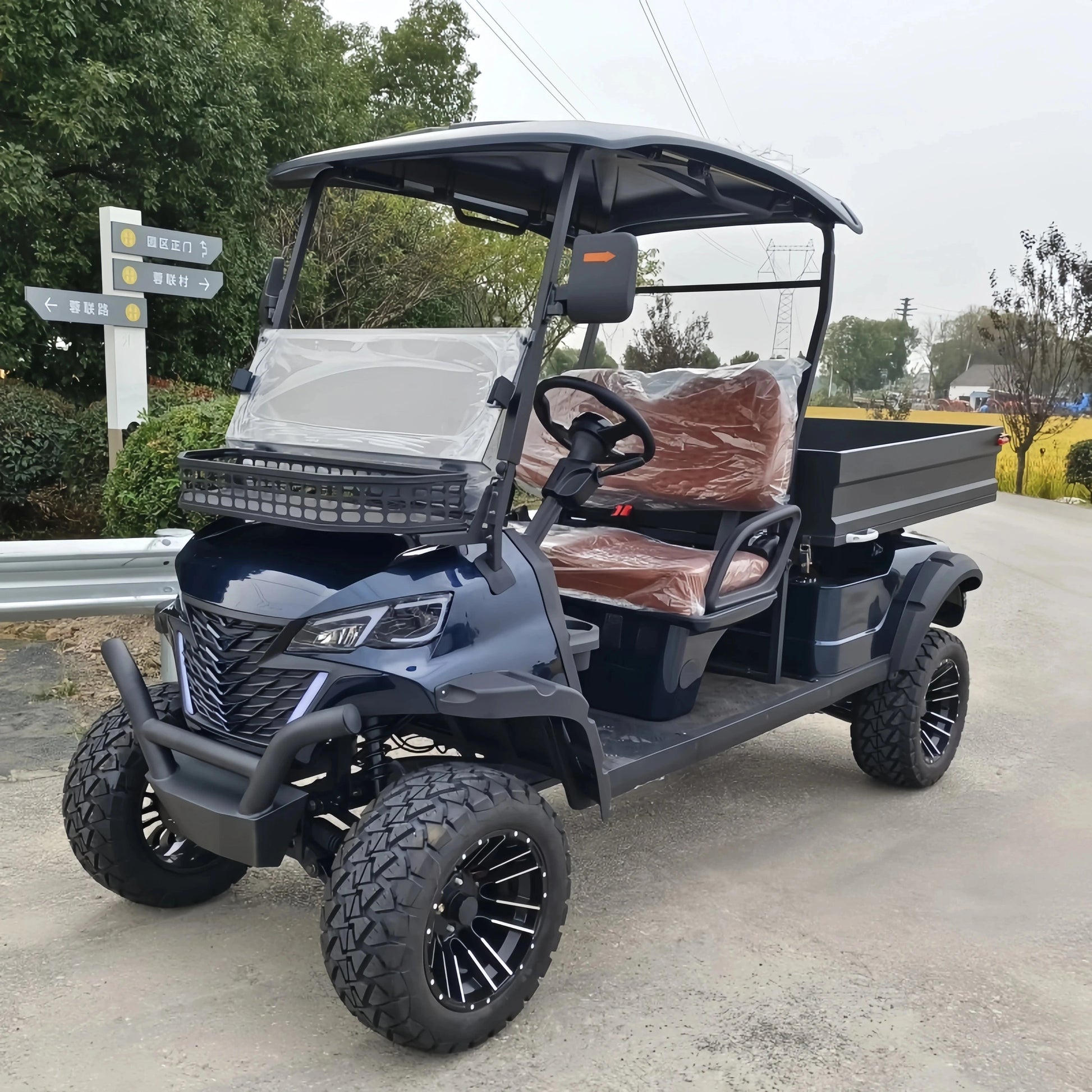 Energy Saving Effect of Manufacturer's 4+2 Seat Electric off-Road Vehicle, Four-Wheel Golf Cart    Truck with a trailer attached Good Vibrations