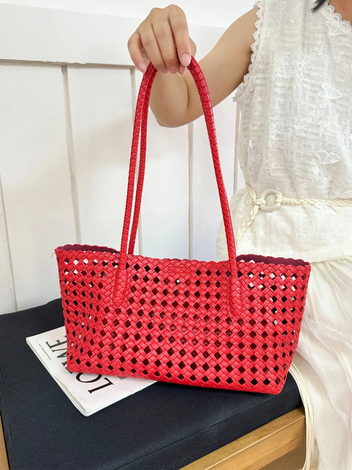 2026 New Fashion Hollow Out Woven Tote Bag for Women Large Capacity Commute Single Shoulder Handbag for Summer Good Vibrations