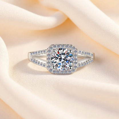 925 Sterling Silver Classic Ring for Women four claw jewelry simple diamond ring imitation diamond women's ring Good Vibrations
