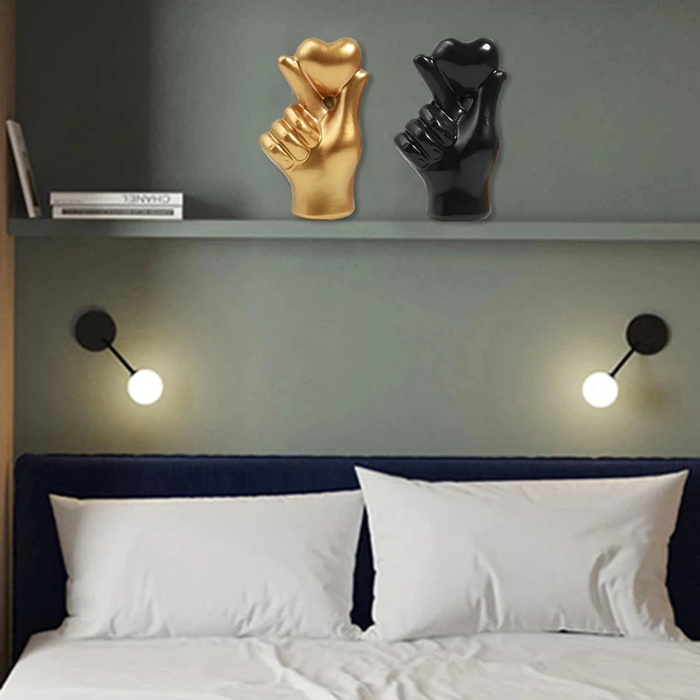 Heart Hand Gesture Statues Sculptures Luxury Resin Desktop Ornament Love Finger Modern Hand Gesture Sculpture Home Shelf Desktop Good Vibrations