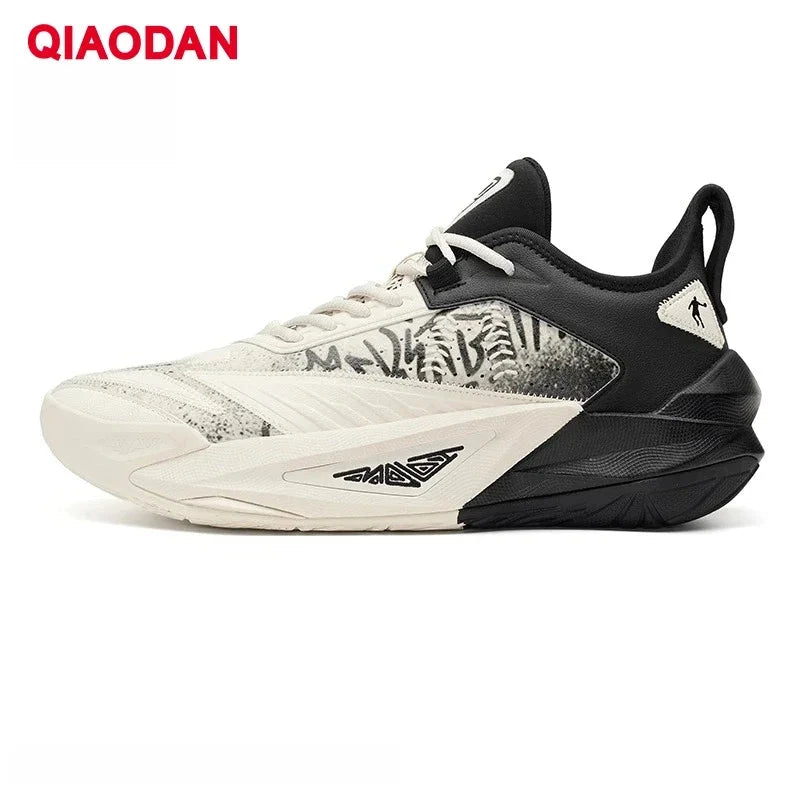 QIAODAN 2025 New Professional Men's Basketball Shoes Fashion Carbon Plate Lightweight Low-Top Sports Sneakers QDA013253105 Good Vibrations