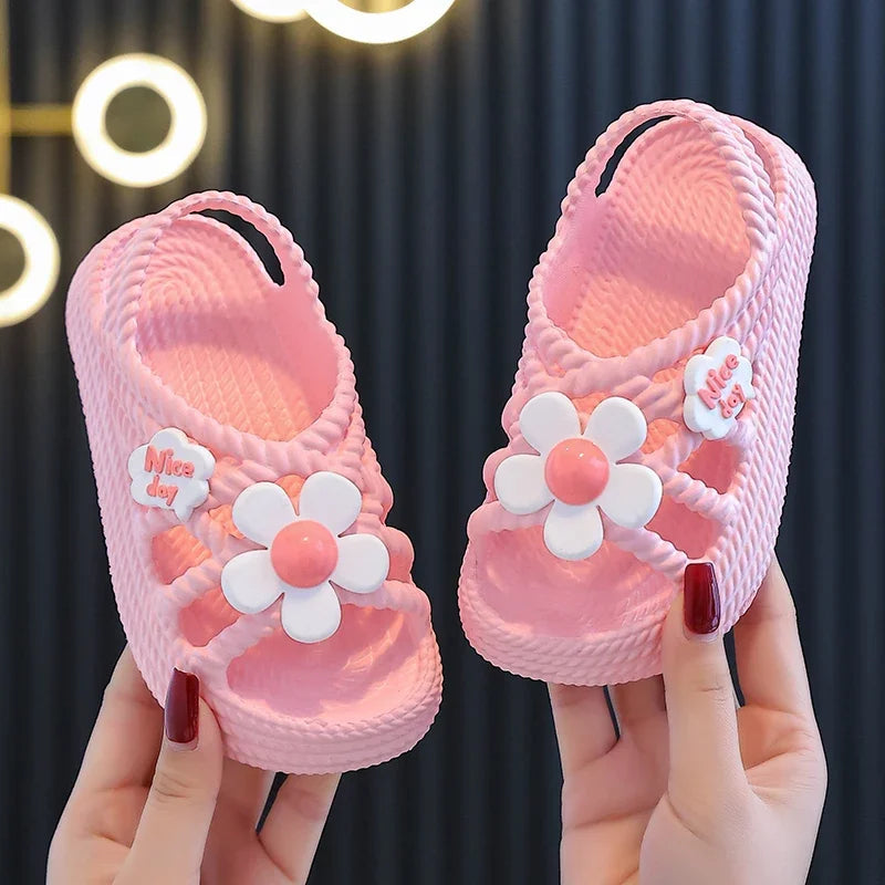 2025 New Children's Slippers Summer Girls and Boys Bathroom Home Anti slip Beach Shoes Soft Soled Baby Sandals Good Vibrations
