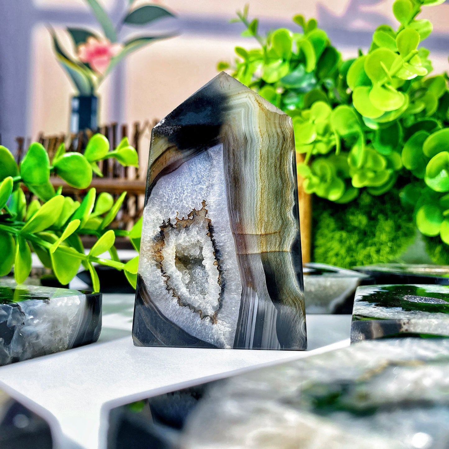 1PC Random High Quality Black Sardonyx Geode Agate Point,Natural Crystal Point,Home Decoration,Glitter,Christmas Gift Good Vibrations