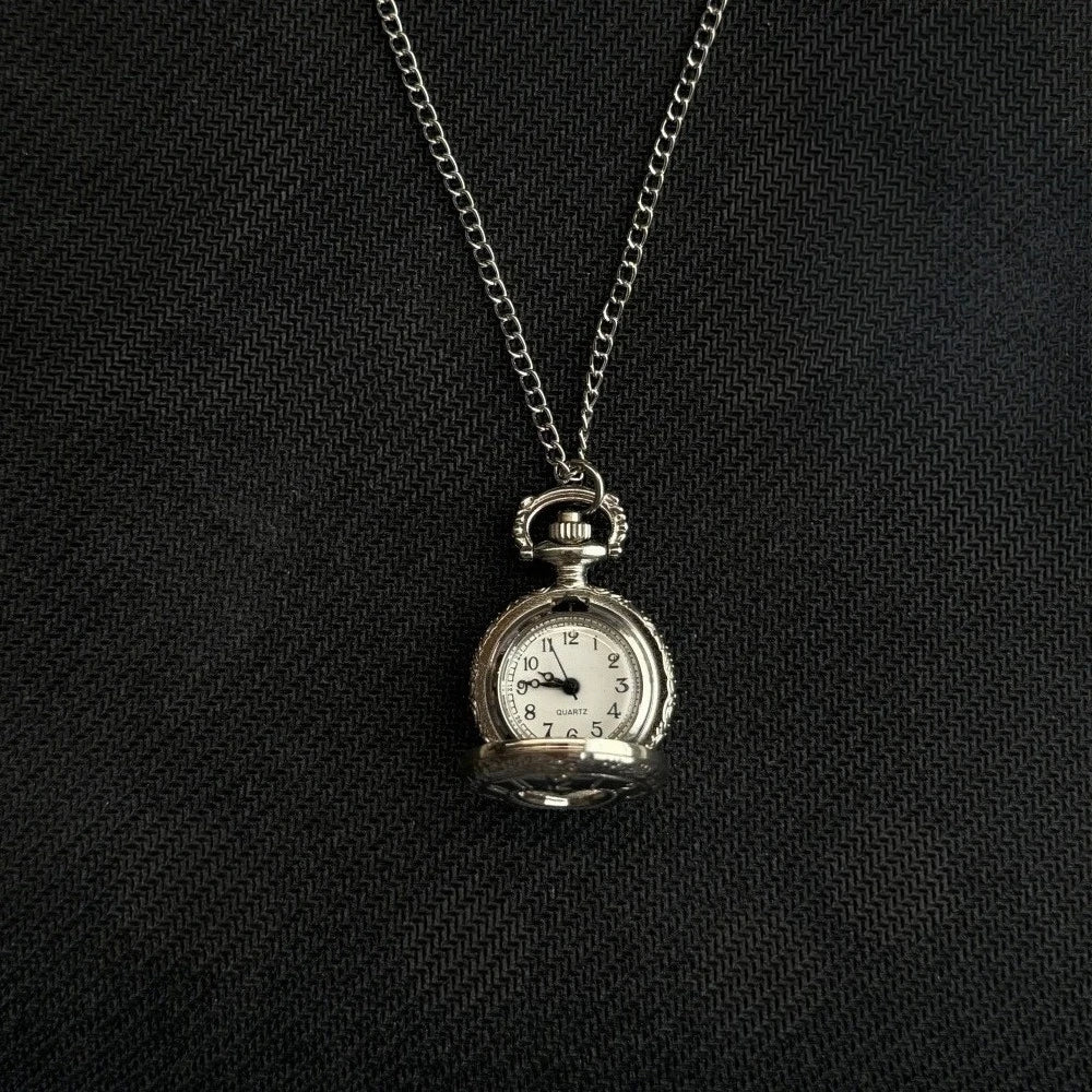 Original Hollow Heart Pocket Watch Chain keychain Design Steampunk Clock Vintage Necklace Pendant Jewelry Watch Men Women Gift Good Vibrations