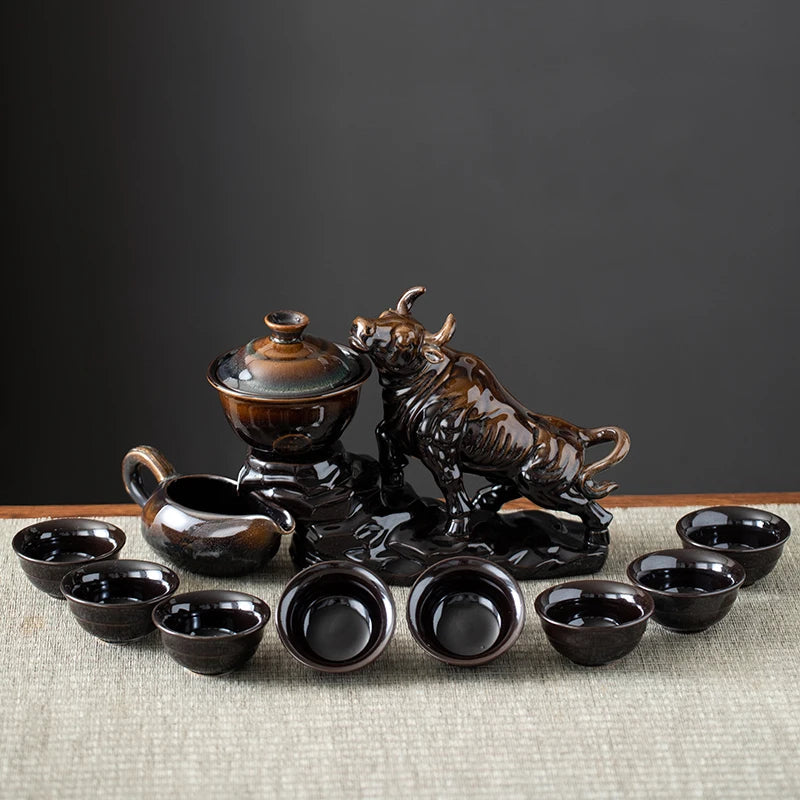 1 set of creative lazy tea set, semi-automatic cow teapot, magnetic rotating water guide, Chinese Kung Fu tea set Good Vibrations