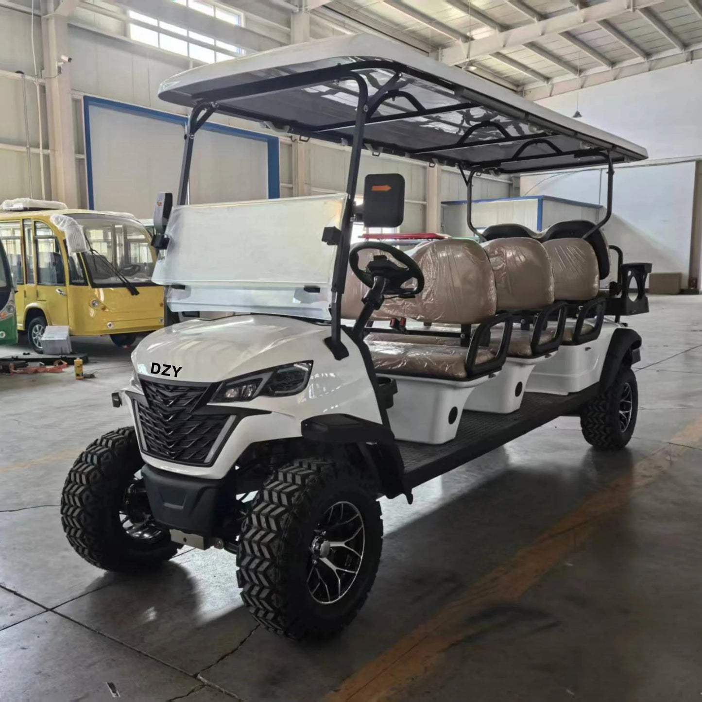 Energy Saving Effect of Manufacturer's 4+2 Seat Electric off-Road Vehicle, Four-Wheel Golf Cart    Truck with a trailer attached Good Vibrations