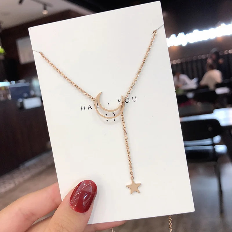 New Simple Moon Star Pendant Choker Necklace Simple Gold Color Alloy Charm Chain Collares Necklace For Women Party Jewelry Good Vibrations