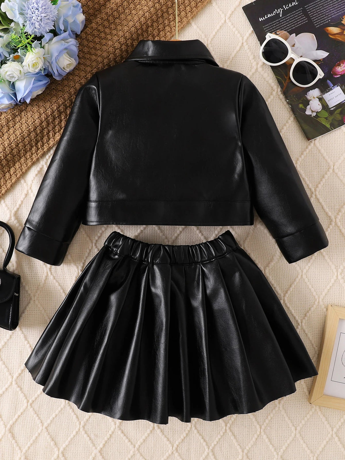 Children's Clothing for Girls, Spring and Autumn Stylish Pu Jacket and Versatile Short Skirt Two-Piece Set, New Fashion Street Style Cool Half Skirt, Easy to Clean, New Versatile Pu Leather Outfit Good Vibrations