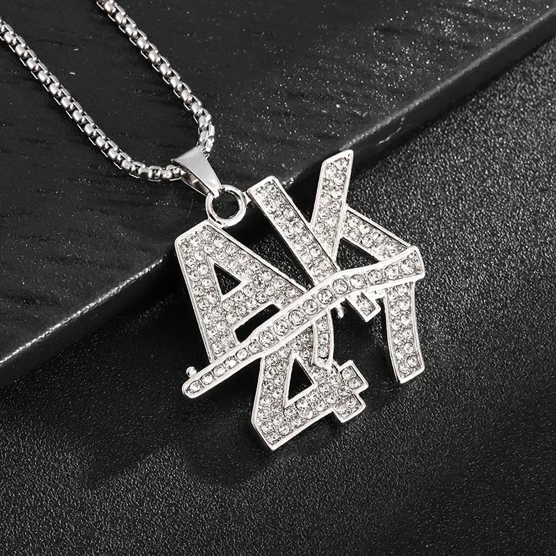 Hip Hop Ice Out Square Crystal S-A-V-A-G-E Letter Pendant Necklace for Men and Women Street One Last Party Trendy Jewelry Gift Good Vibrations