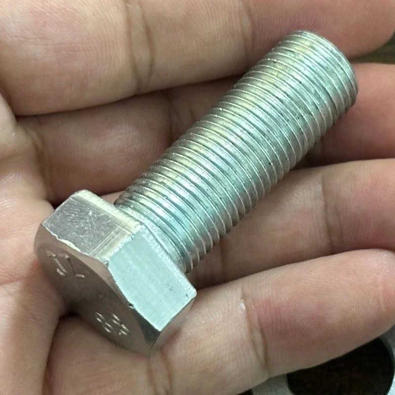 Metal screw bolt stash safe with hidden compartment for cash and pills.