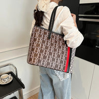 Classic Designer Purse Bag For Women Featuring Solid Color And Trendy Logo In Paris Fashion Good Vibrations