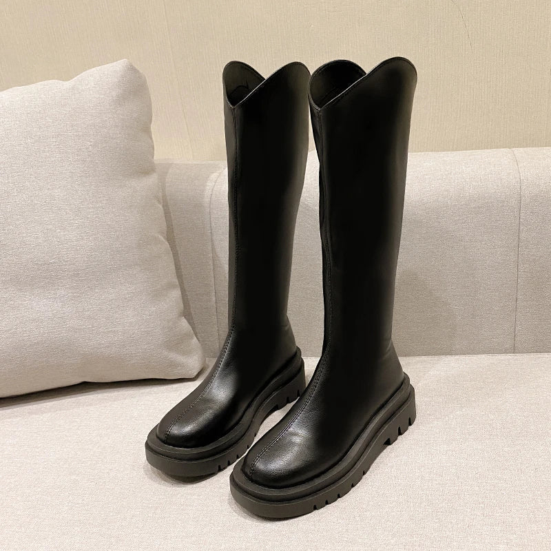 2025 New Trendy and Versatile Fashionable Casual Ankle Boots with Thick Soles and Slimming Effects Good Vibrations