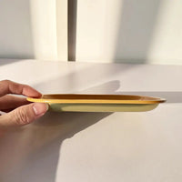 Yellow-Haired Girl Smoking Girl Pattern Cigarette Tray 180*140mm Metal Cigarette Tray Smoking Set Storage Tray Good Vibrations Adult Super Store