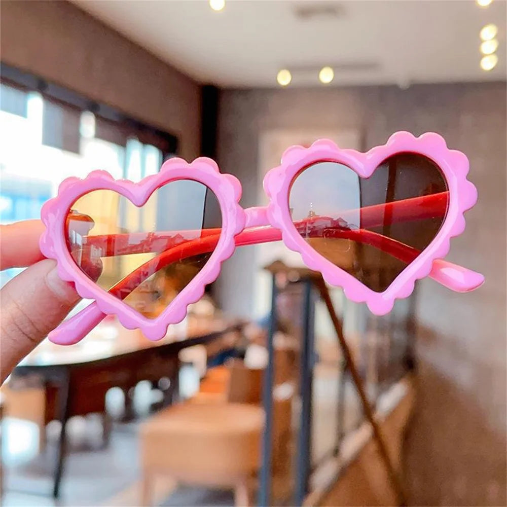 1Pc Cartoon Heart Sunglasses Children Baby Sunglasses Boys Girls UV400 Sun Glasses Shades Kids Gifts Fashion Party Eyeglasses Good Vibrations