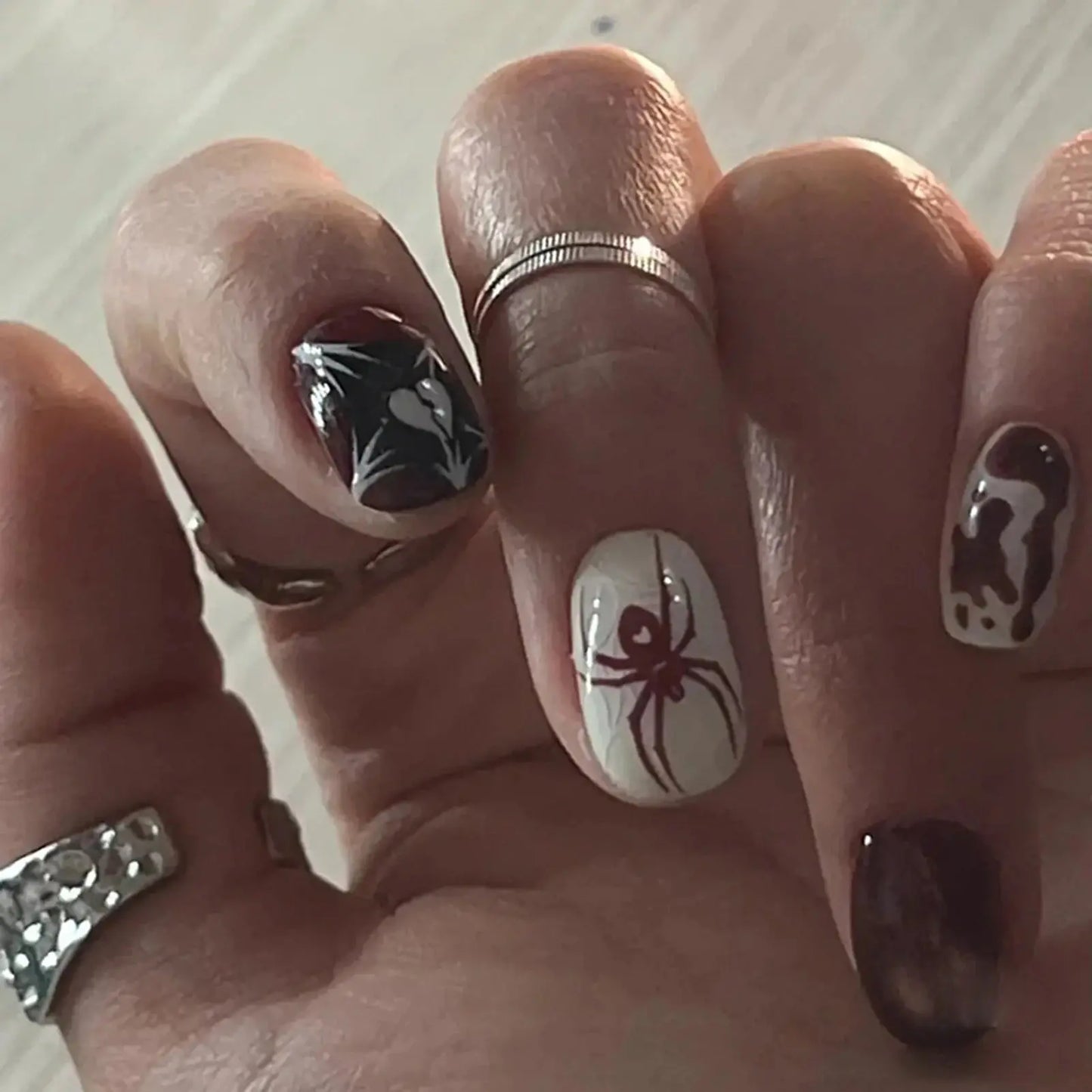 Halloween Fake Nails with 3D Metal Spider Designs Almond Black Red Press on Nails Women Girls Halloween Party False Nails 24Pcs Good Vibrations