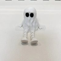 Cute Mini 3D Printed Ghost Ornament PLA Hand-Painted Ghost Fidget Toys Movable Joints Ghost Statue Halloween Party Decor Good Vibrations