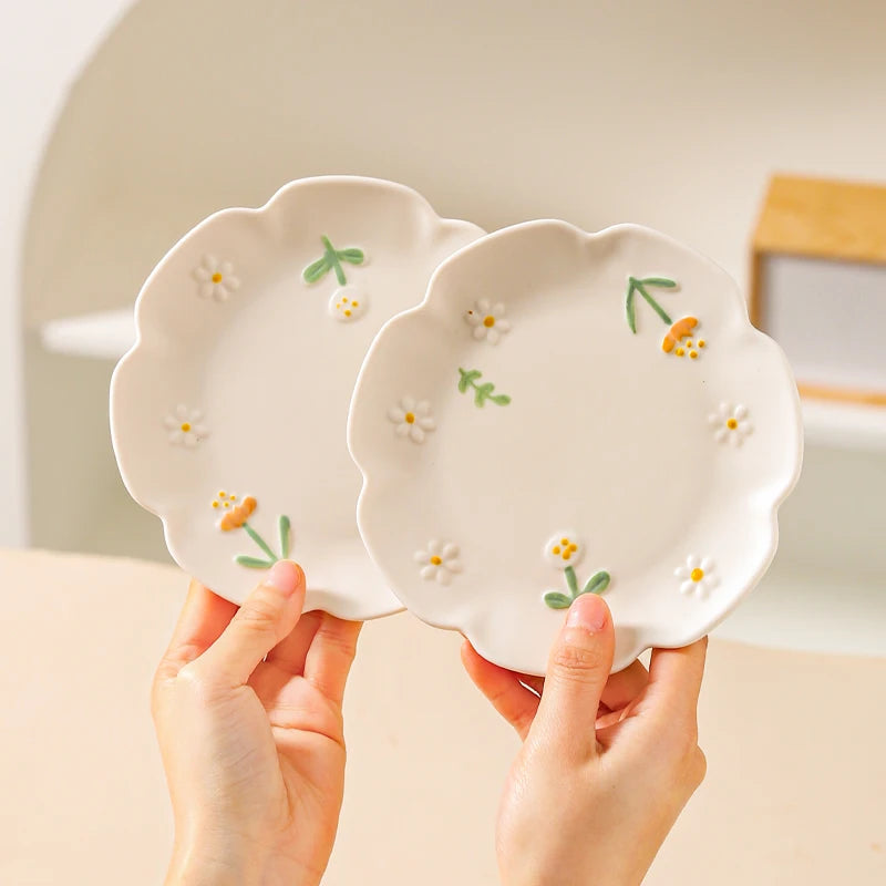 YWDL 6inch Flower Ceramic Dinner Plate Kitchen Relief Frosted Plate For Pasta, Bread, Dessert Restaurant Tableware Dish Good Vibrations
